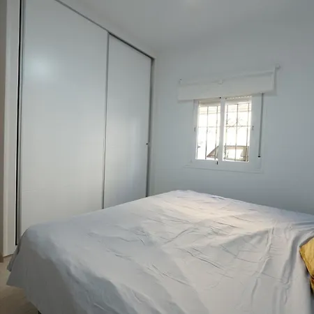 La Casita - Charming 3 Bed Ground Floor 아파트