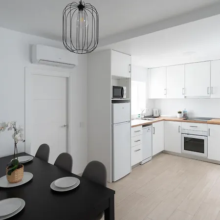 La Casita - Charming 3 Bed Ground Floor 아파트