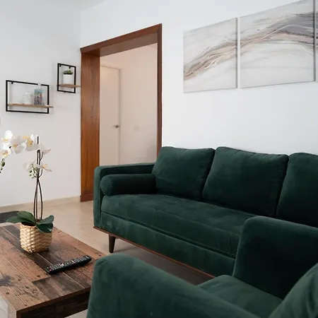 La Casita - Charming 3 Bed Ground Floor